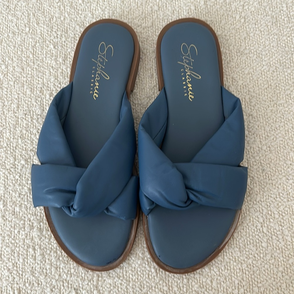 Blue Puffed Sandal